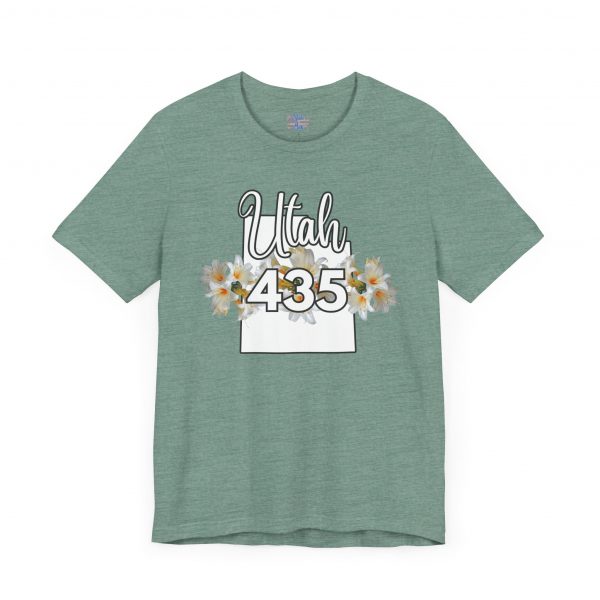 Utah State Flower Sego Lily 435 Area Code by State of Mine Floral Unisex Tee, Casual Shirt, Vintage Vibe, Gift for Utah Lovers, Summer Wear, Vacation Essential - Image 27